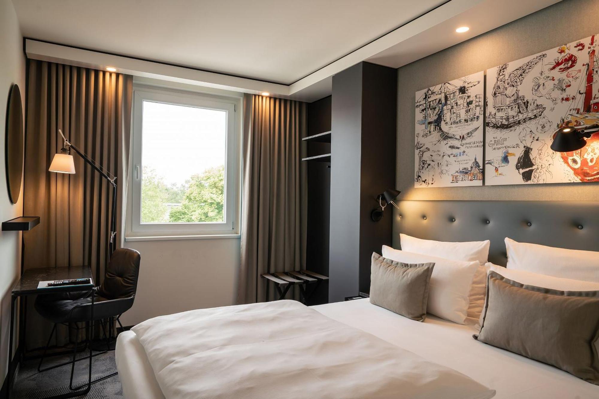 Motel One Hamburg-Altona Экстерьер фото