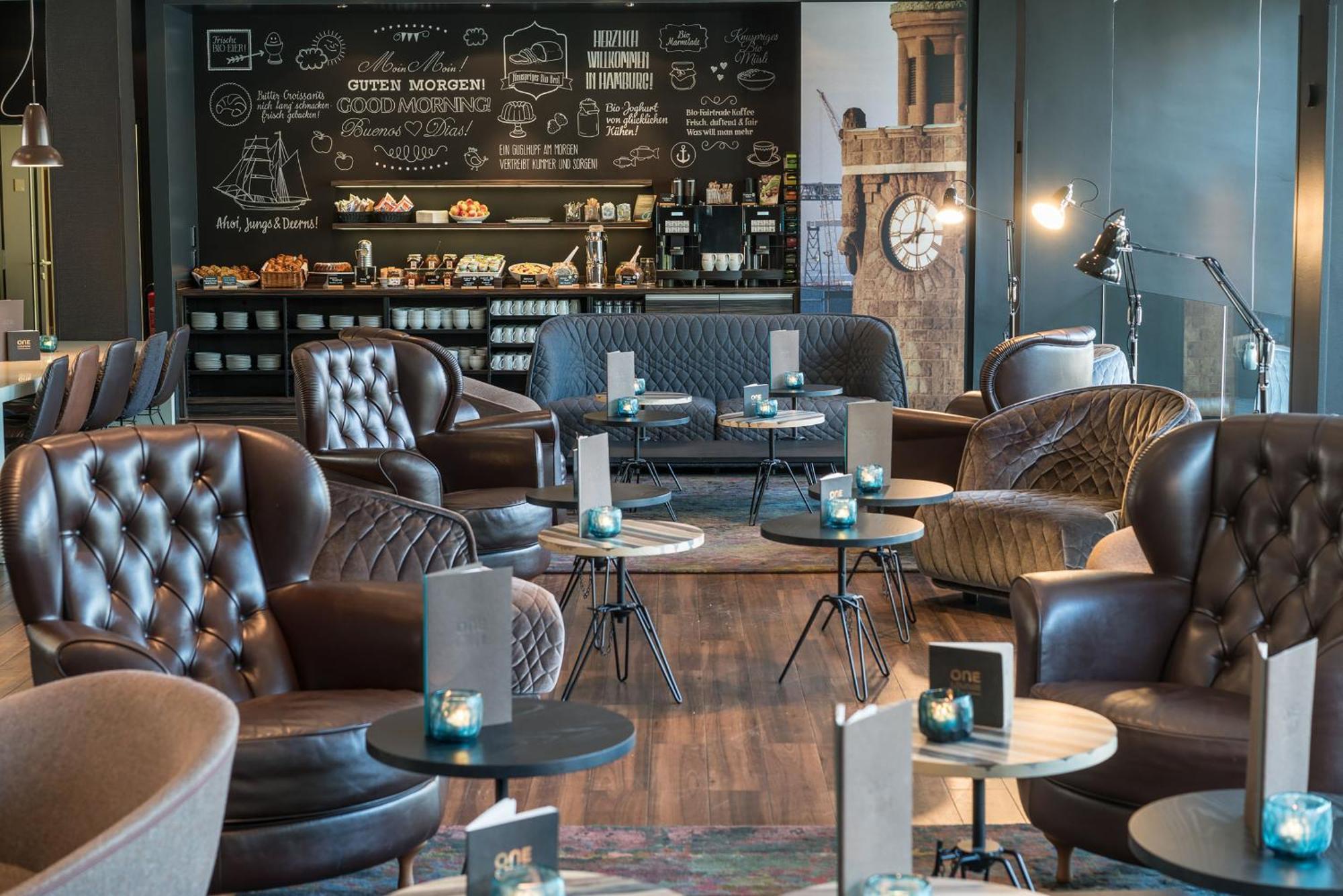 Motel One Hamburg-Altona Экстерьер фото